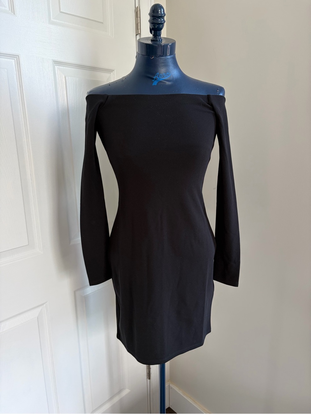 H&M Black Off-Shoulder Long-Sleeve Mini Dress